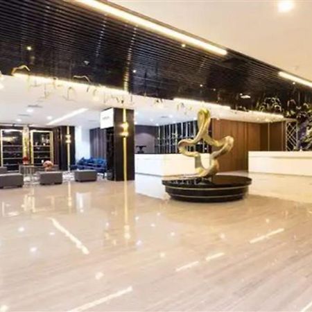 Horison Diana Timika Hotel Bagian luar foto